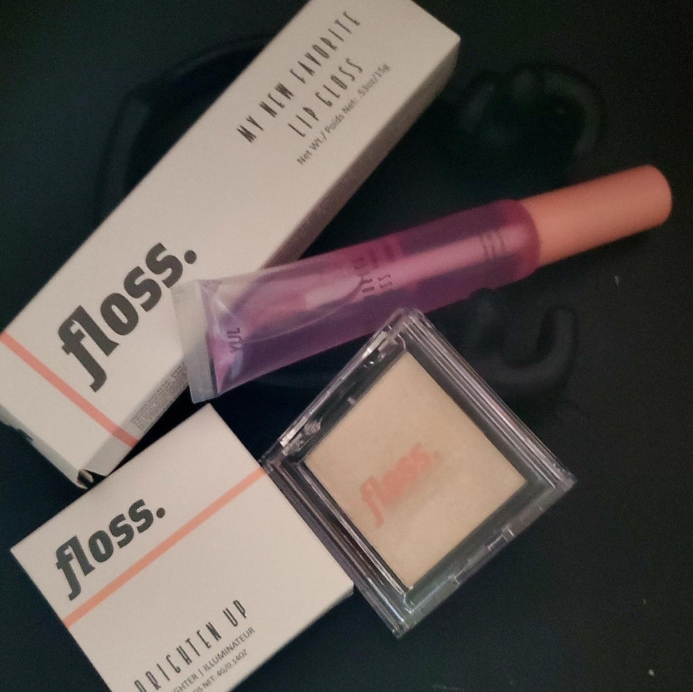 NIB floss. Lip & Highlighter Bundle